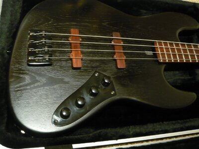 Maruszczyk Hellwood 4a Elwood Jazz Bass