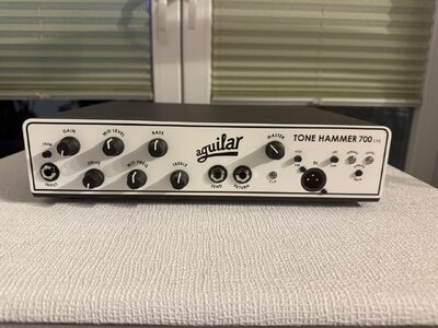 Aguilar Tone Hammer 700 TH700 Winter White Limited Edition