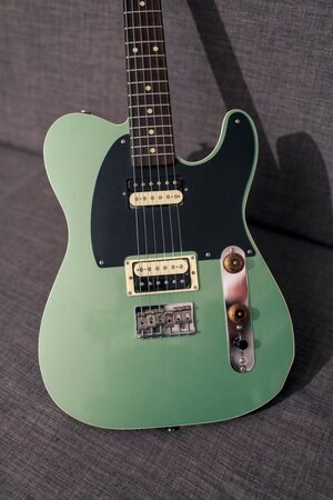 [Tausch gegen Bass] Moollon Telecaster Deluxe