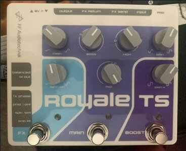 Suche FF Audiotechnik Royale TS