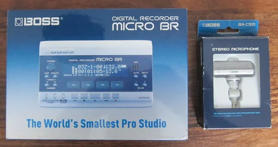 BOSS Micro BR + externes BOSS Stereo Microphone Aufnahmegerät in OV