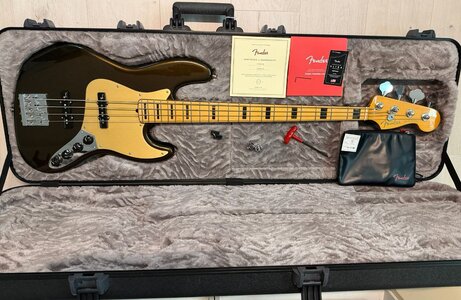 Fender American Ultra Jazz  Bass, 2023, neuwertig