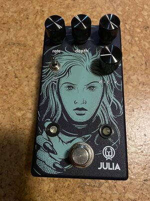 Walrus Audio Julia V2 Chorus/Vibrato in OVP