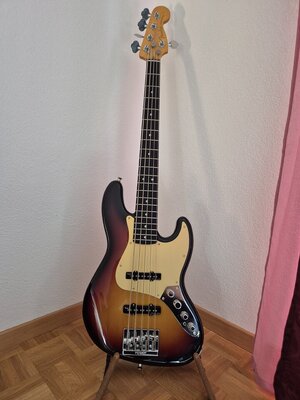 Fender american Ultra ii Jazz V
