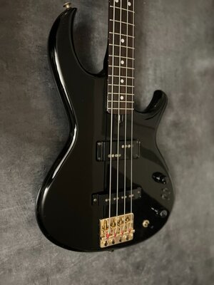 Aria Pro II RSB Deluxe-II Made in Japan Matsumoku 1984 | Bassic.de