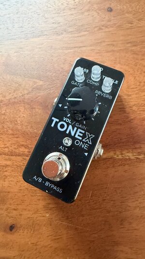 IK Multimedia ToneX One