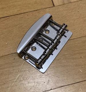 Hipshot Vintage Bass Bridge