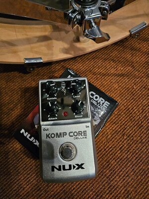 Compressor Nux comp core deluxe