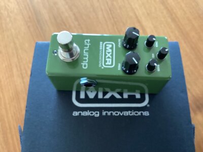 MXR M281 Thump Bass Preamp Effektpedal
