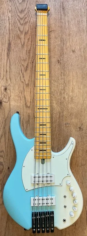 Nochmals Reduziert! Baboomin 5'er headless Bass