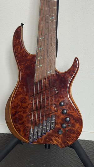 Dingwall Prima Artist 6 (2002) – frühes Modell