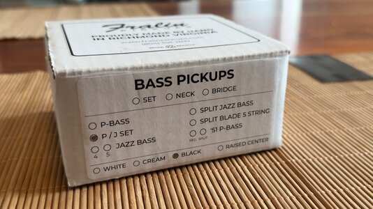 Lindy Fralin P/J Bass Pickup Set – 4-String (Black) – Handwound USA