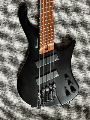 WhatsApp Image 2025-12-04 at 10.02.53 (2).jpeg