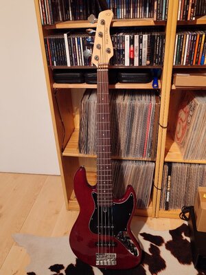 Endgültige Hobbyaufgabe - Marcus Miller 5-Saiter Jazz Bass