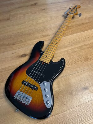 BACCHUS Japanese Universe Series 5 strings