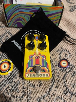 Seamoon Octatron