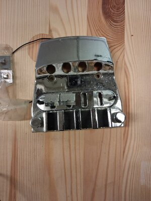 Original Rickenbacker Bass Brücke 4001 / 4003