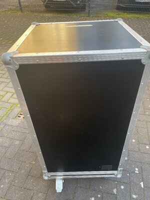Flightcase 3.JPG