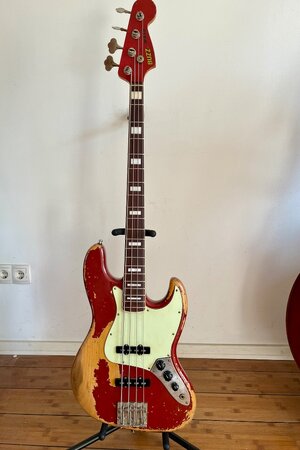 Buzz Wasp Jazz Bass heavy relic