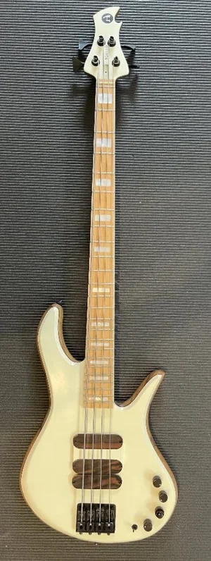 Torillo Volta 4-saiter (Unikat)