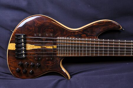 F Bass BNFF6 Cocobolo – Neckthrough