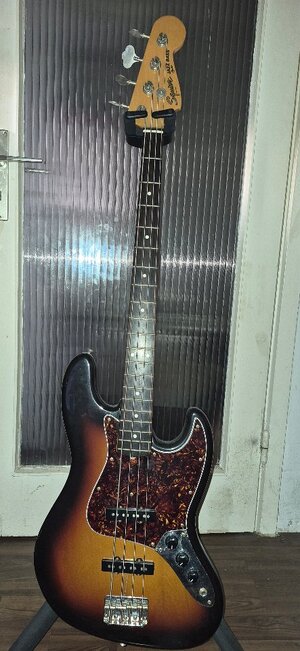 Squier JV1x Precision & JV5x JazzBass
