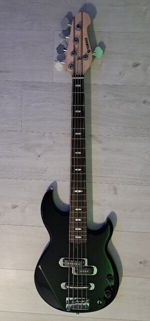 Yamaha BB425, 5 Seiter Bass