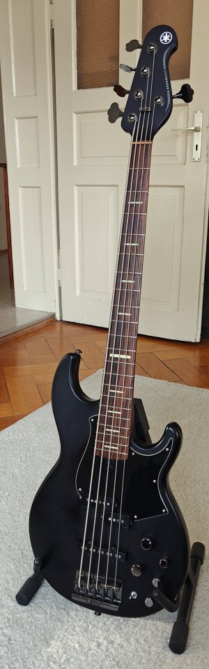 Yamaha BB735A TMBL, 5-Saiter + Yamaha-Gigbag, Top-Zustand