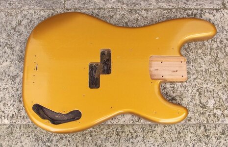 Precision Bass Body Aztec Gold Nitro, RESERVIERT !