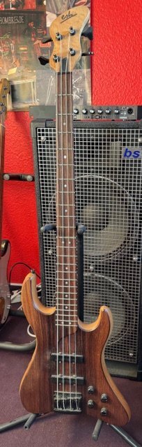 Esh Genuine - Christof Kost