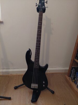 Dean Playmate Bass