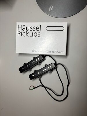 Harry Häussel Jazz Bass 4-Sting Pickups Markus Setzer