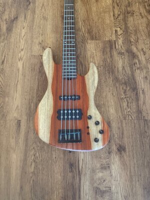 Sadowsky German Custom Shop - Limited Edition Masterbuilt 2024 - Heavely Marbled Padouk - 5 Saiter