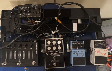 Darkglass Microtubes infinity / bass rig Origin Effects black Pedal