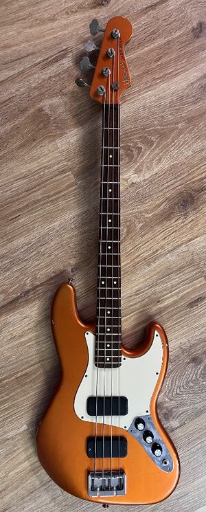 Hillbrand Jazz Bird – Copper-Orange Nitro relic Thunderbird