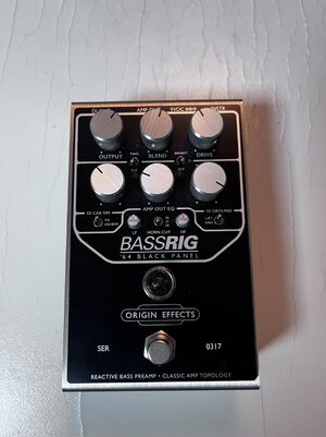 Origin Effects Bassrig ’64 Black Panel