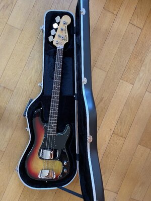 Fender Precision Bass 1977