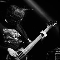 MichaOnBass
