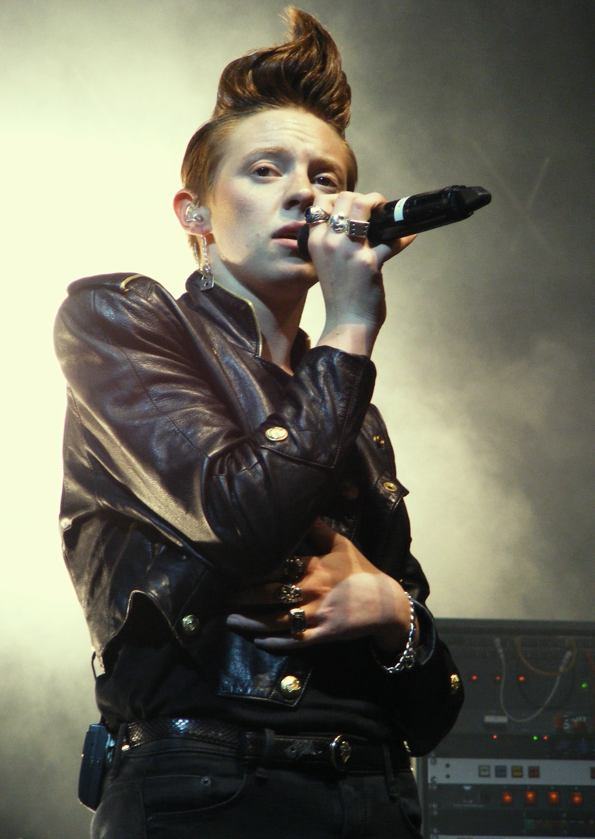 La_Roux_Eleanor_Elly_Jackson.jpg