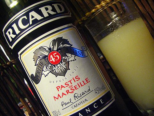 b4a35ad0d1646a6a3a887f2dd57fd511--ricard-pastis-la-provence.jpg