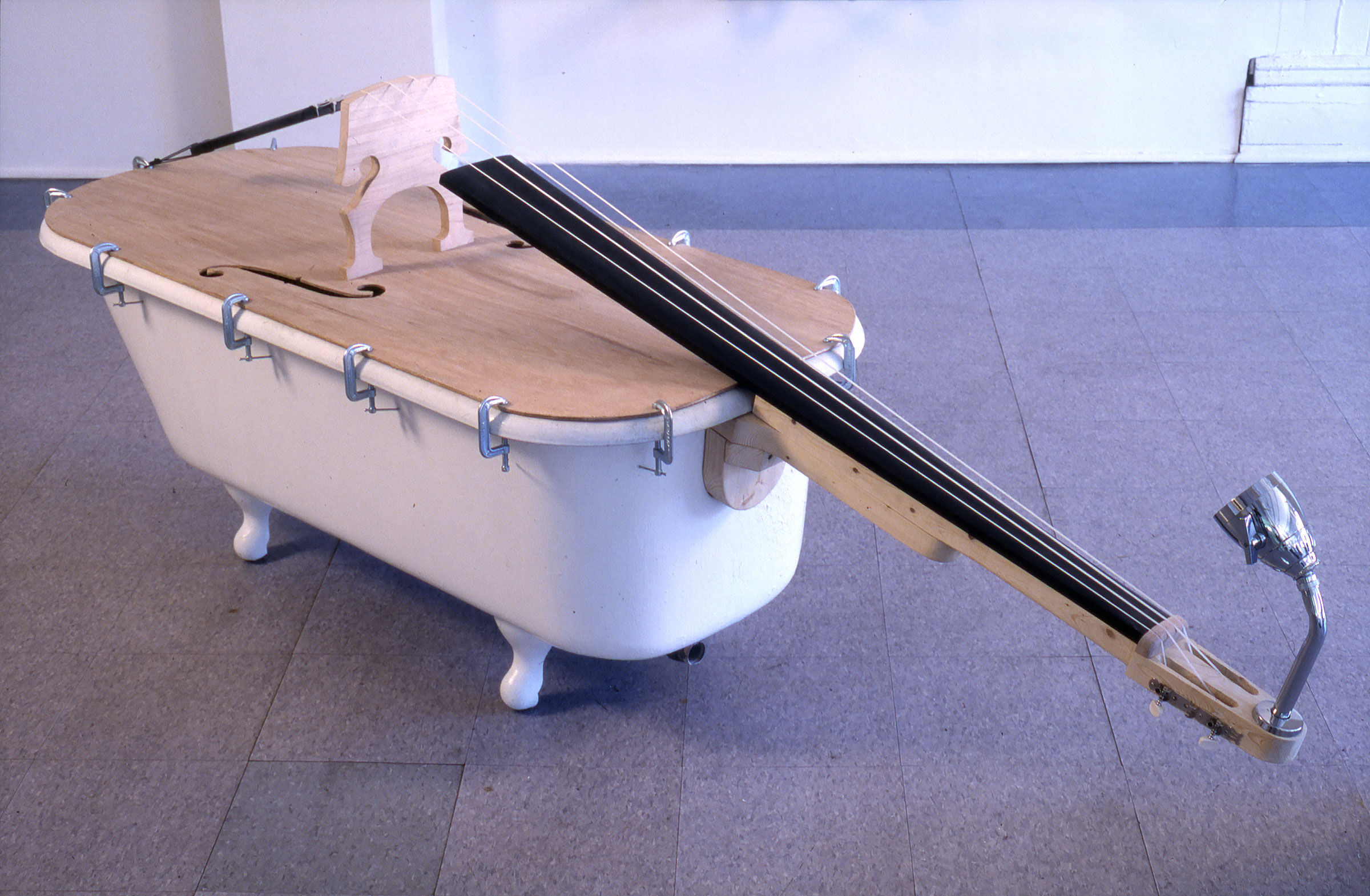 Jeffu Warmouth | Clawfoot Bass-Tub