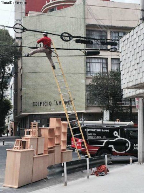 2822e95877c7b5f67fb94551ed40c7f3--safety-ladder-safety-fail.jpg