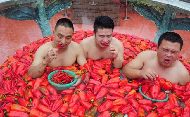 chilli-eating-contest-afp_650x400_51502712031.jpg