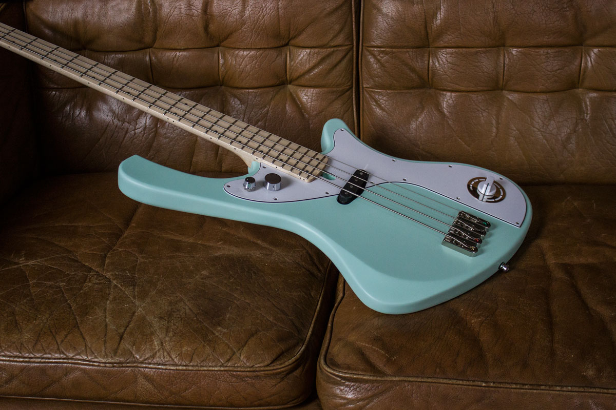 BassLine_rebelle_oldstyle_05.jpg
