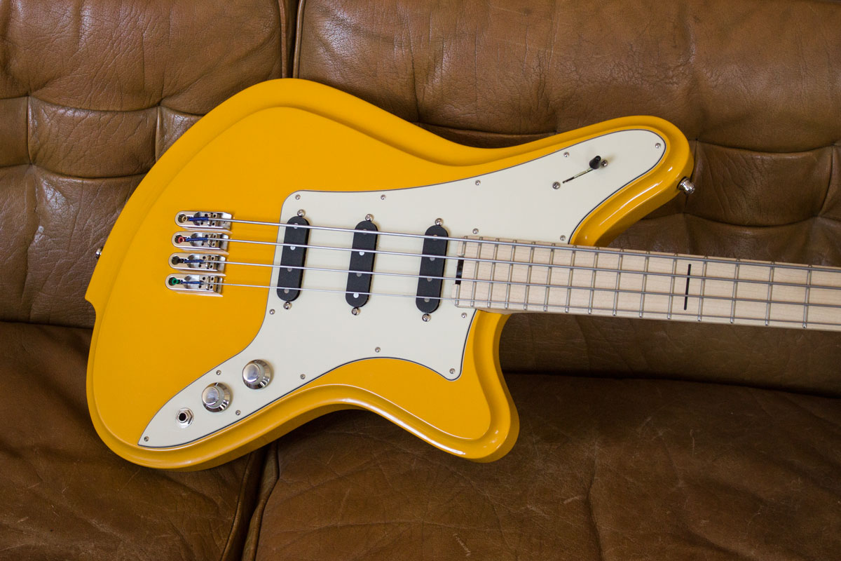 BassLine_Foerster_Tiefstapler_Bass_01.jpg