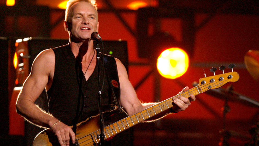 sting-e1478278166394-992x560.jpg