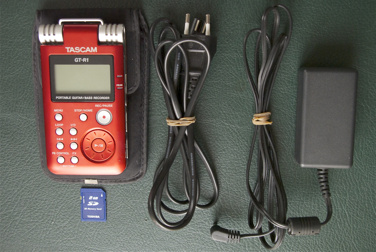 tascam-gt-r1-273154.jpg