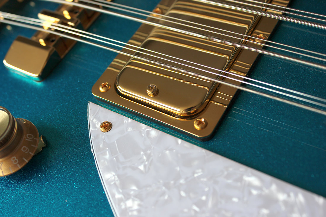 brooks-sparklebird-pickup-1500_orig.jpg