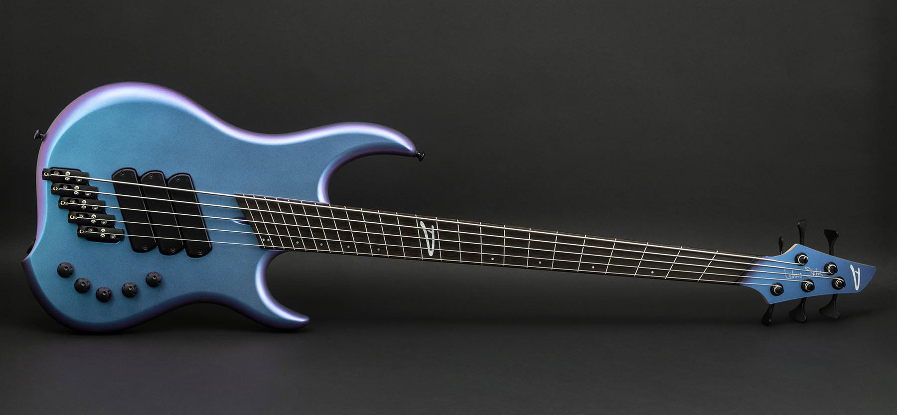 dingwallguitars.com