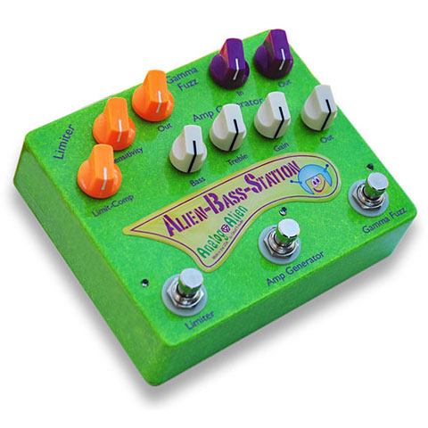 analog-alien-alien-bass-station.jpg